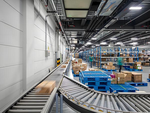 仓储货架在物流行业中的应用