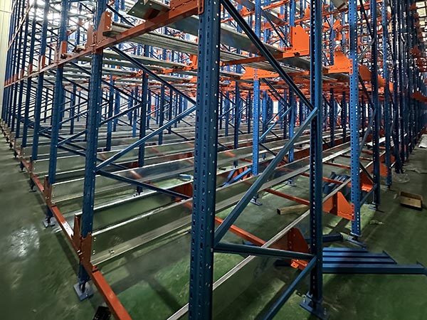 货架主体已经安装完毕