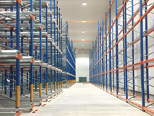 冷库贯通货架在冷链物流中的作用是什么