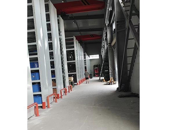 广西某部队横梁式货架案例