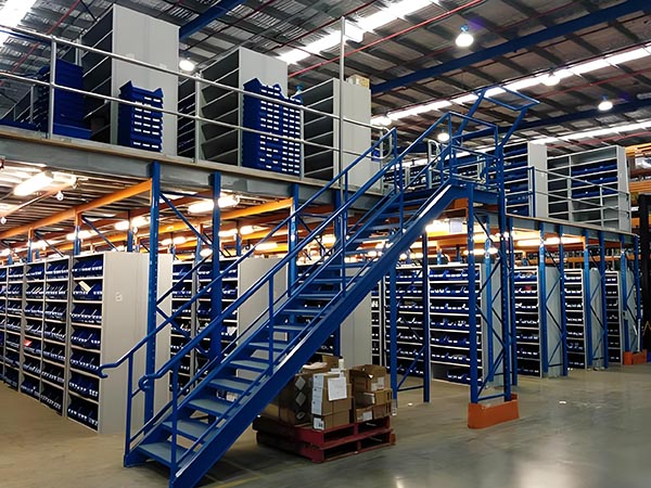 定制阁楼货架平台的细节是什么